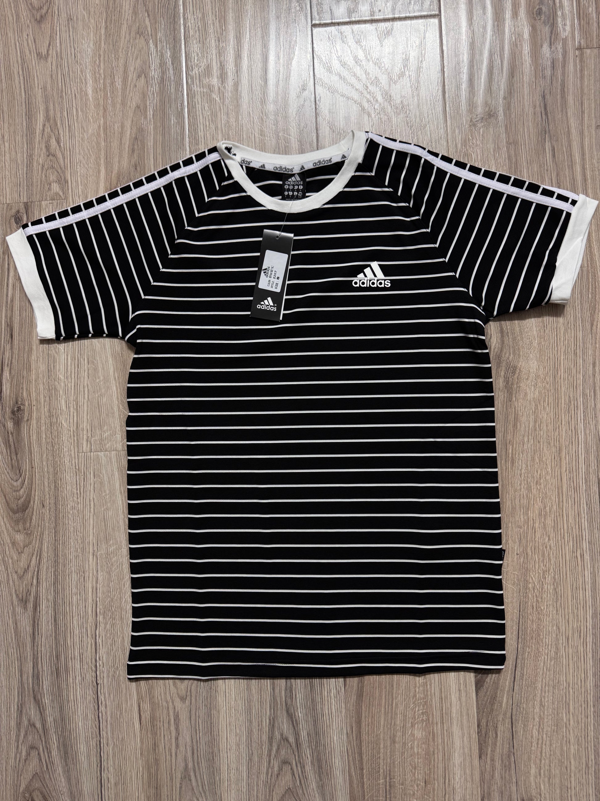 Adidas T-Shirt Stripes - Zayushi Online Shopping