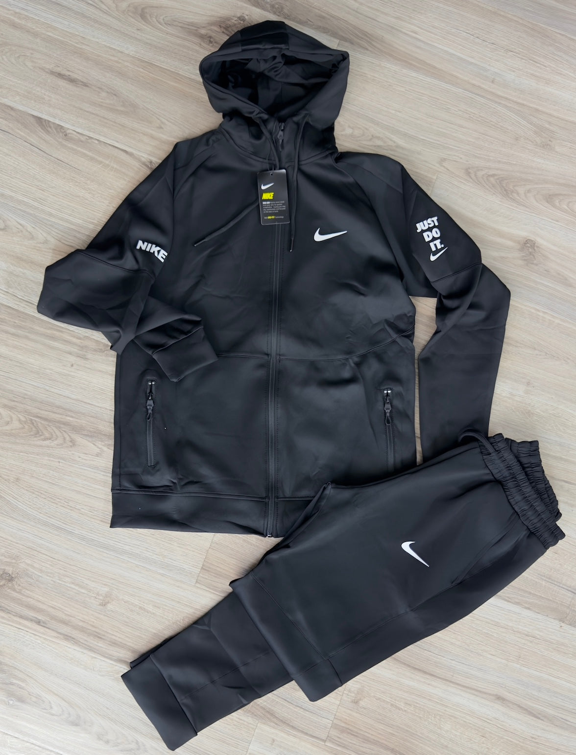 Nike 'Just Do It'- Sports Set - Zayushi Online Shopping