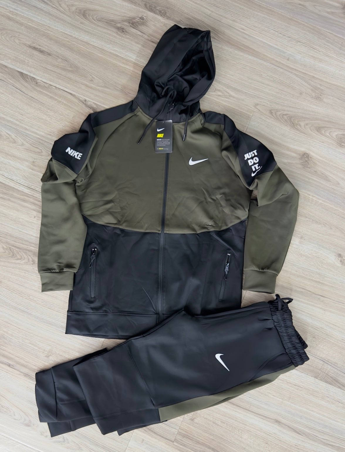 Nike 'Just Do It'- Sports Set - Zayushi Online Shopping