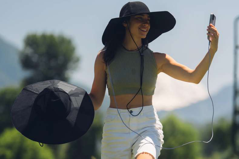 EcoFlow 12W Solar Power Hat - L/XL product view